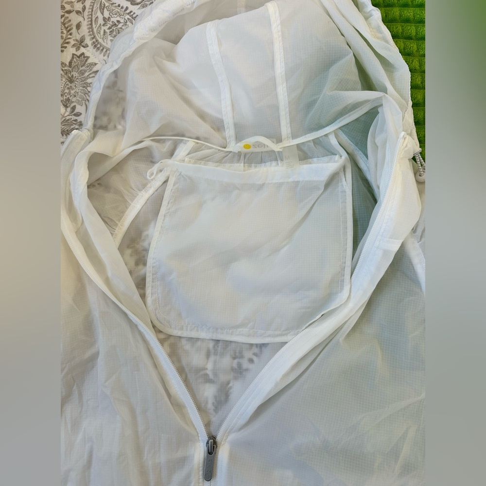 Zella sheer packable jacket $99 retail - Picture 9 of 11